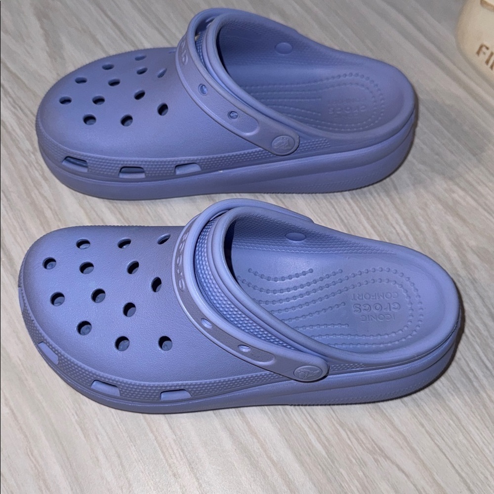 CROCS CUTIE CRUSH CLOG Violet Shoes Size Junior 5 - Picture 4 of 12